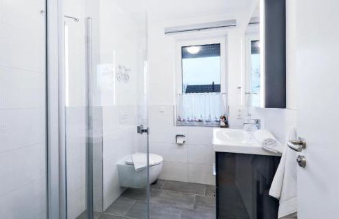 1 Bedroom Nice Apartment In Rechlin - Photo 16