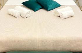 Pantheon Luxury Jacuzzi Apartment - Photo 11