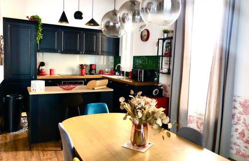 Maison de Maître avec grande terrasse au Centre-Ville - Foto 37