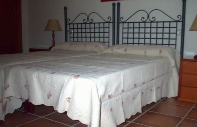 Apartment - 2 Bedrooms with Pool - 103433 - Photo 4