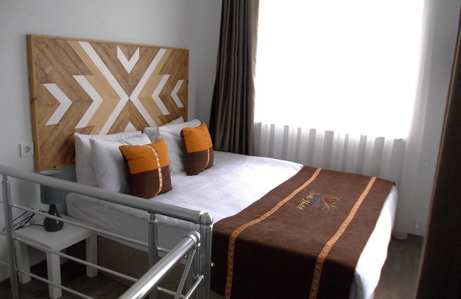 Sorta Hotel - Photo 33