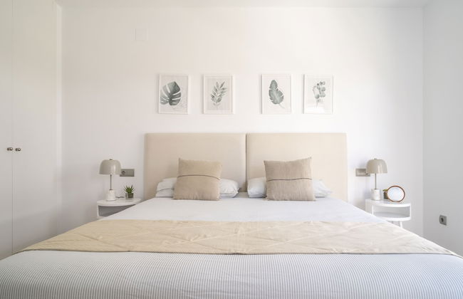 Stunning Vacation Apartment for up to Eight With Balcony All Yours - Foto 3