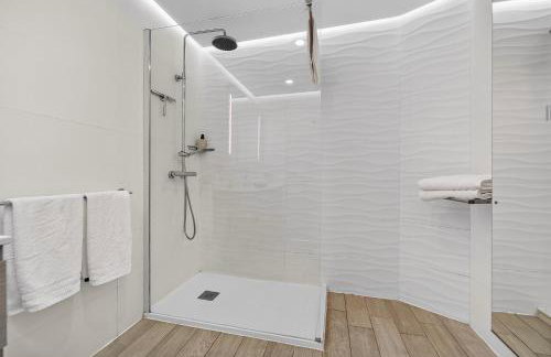 OCEAN GARDEN Sunset & Sunrise - heated pool - AC - lounge zone - Foto 17