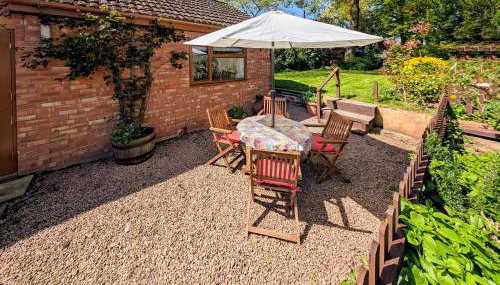 Acorns At Oaklands - Photo 2