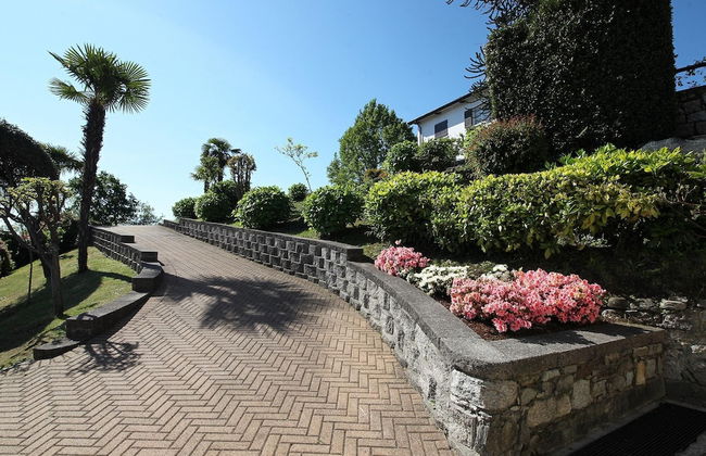 The Cottage on the Lake - Photo 20