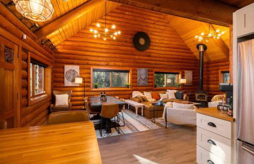 Riverfront getaway with sauna near mountains and hiking - Foto 20