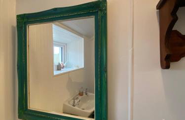 The Painter’s Retreat - Photo 32