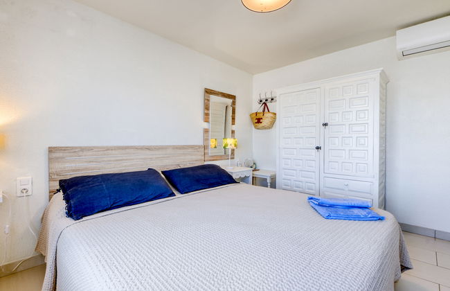 Roses Holiday Center - Foto 13