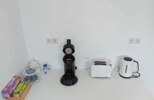 Neubau Appartement mit Terasse, privater Eingang,Parkplatz,Küche - Foto 15