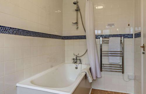 4 Bed in Uckfield oc-bt021 - Photo 9