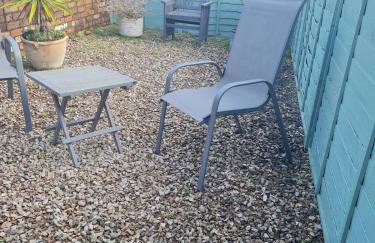 Quiet self contained studio flat near town centre and university - Foto 21