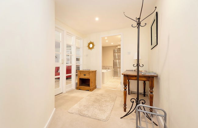 Secluded Brewery Apartment - Foto 2