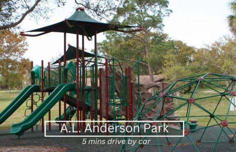 Luxury Home & Mins to Beach and Walk to Downtown - Foto 53