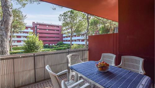 Amazing Apartment In Lignano Sabbiadoro - Foto 2