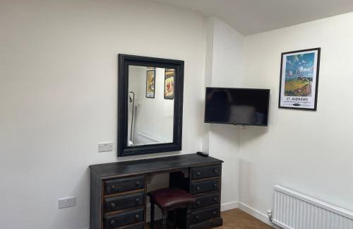 Golfers dream Guest suite with onsite golf studio available for booking by guests - Foto 13