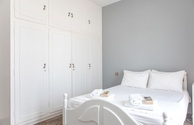 Gatis House - Photo 16