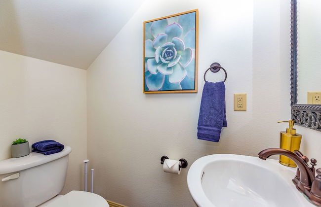 Upstay - East Austin Family Home - 5min From DT - Photo 15