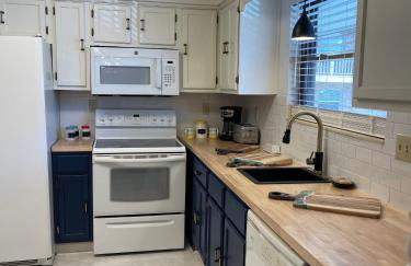 Lucky #9 Hot Springs - Foto 17