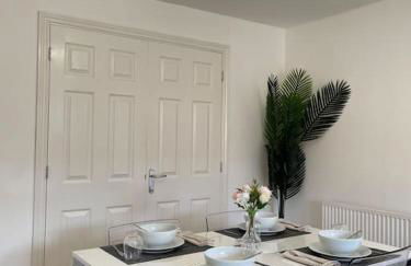 Spacious 4 Large Bedrooms Thurrock Grays 3 baths 1 ensuite Netflix Free Parking - Foto 32