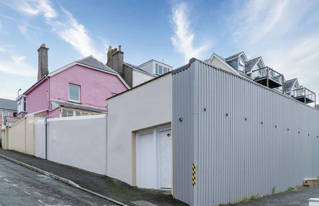 Clouds - 1 Bedroom Holiday Home - Milford Haven - Photo 39