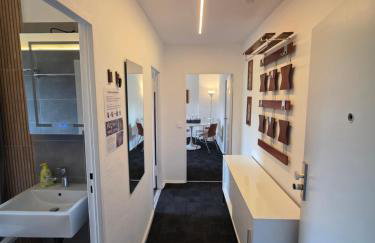 M M Central Apartments - Free Parking - Vintage Style - Photo 21