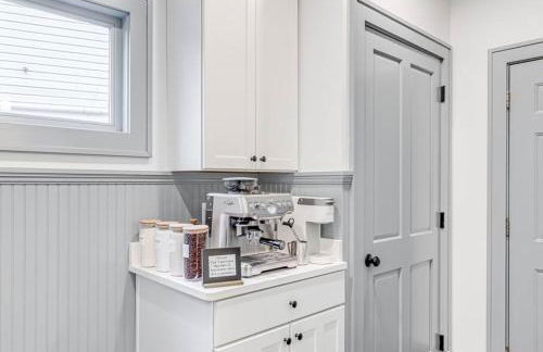 Upscale Historic Home near Downtown, Hall of Fame, Beach, Arenas - Foto 29