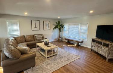 Waterfront Escape HotTub, Pets OK, Pool Table - Foto 20