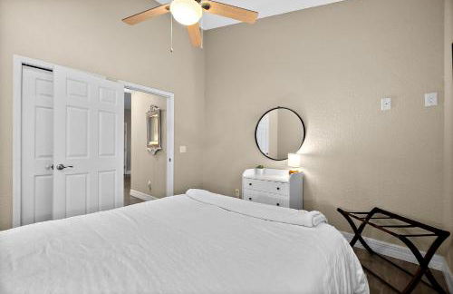 Citrus Hideaway - Steps to City Center - Photo 25