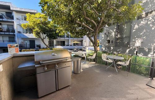 Hollywood Studio with Pool, Parking, Gym & Sign View - Foto 50