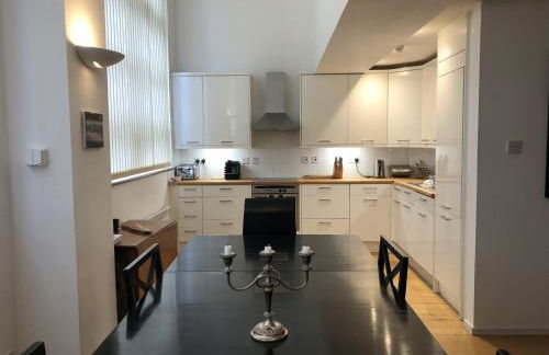 Second Nest London Warehouse - Foto 60