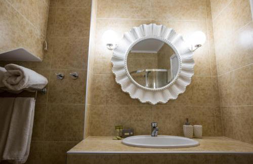 Moriel Seaside Homes Suites - Photo 9