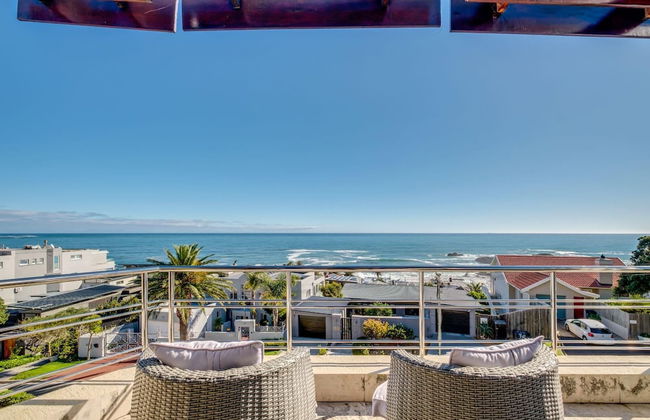 Multi-level Family Villa w Private Pool Views Lions Crest - Foto 27