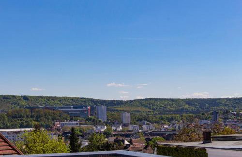 Wonderful Renovated Apartment With Great Location - Foto 27