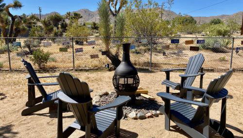 10 minutes to JTNP - Sauna, Hot Tub, Cold Plunge Saltwater Pool, Telescope, Fireplace and Views - Foto 4
