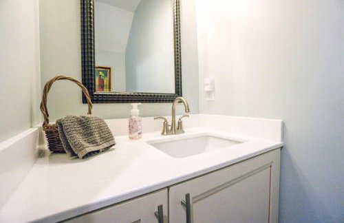 Beaufort Cottage in Pigeon Point Near Downtown Beaufort and Paris Island - Foto 5