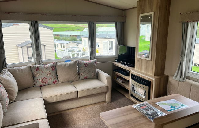 Adorable Caravan in Newquay Bay Resorts Nb98 - Foto 6