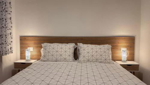 Historic Residence Downtown 2 Bedrooms & Private Parking - Foto 3