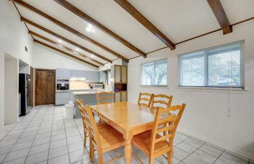 Charming San Antonio Abode about 10 Mi to River Walk! - Foto 8