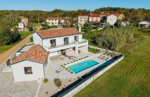 Awesome Home In Nova Vas - Foto 19