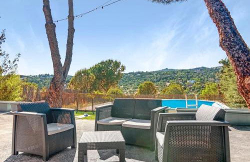 Cozy wood cabin, Casino, Pool, 25 min to Madrid Center - Foto 2