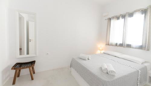 Muses Apartments - Photo 3