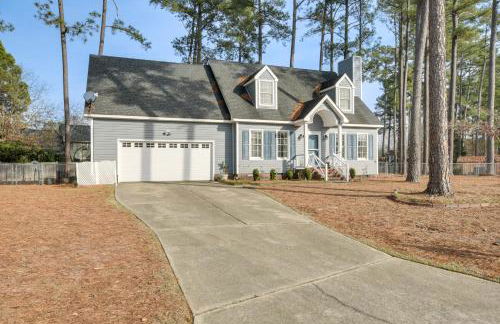 Lovely Fayetteville Home Deck and Fireplace! - Foto 32