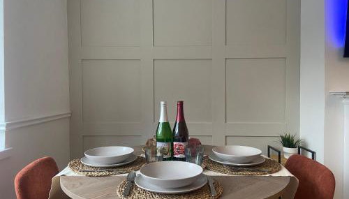 Contemporary 2-Bed House near Basildon Station - Foto 3