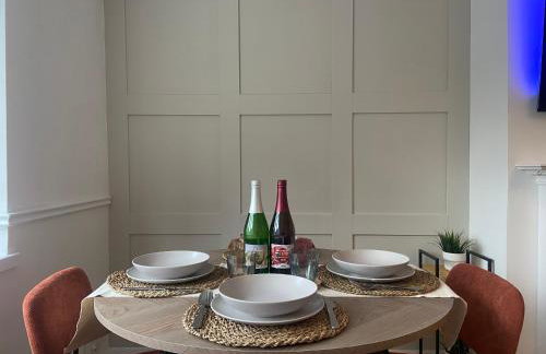 Contemporary 2-Bed House near Basildon Station - Foto 3