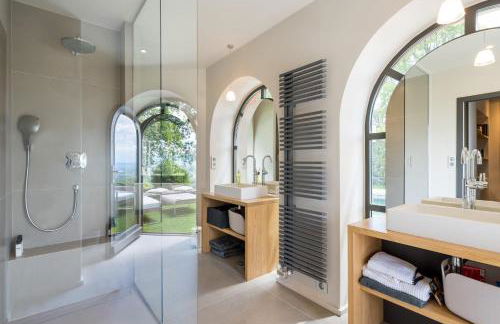 Volange - Homely house with pool garden and amazing view - Photo 17