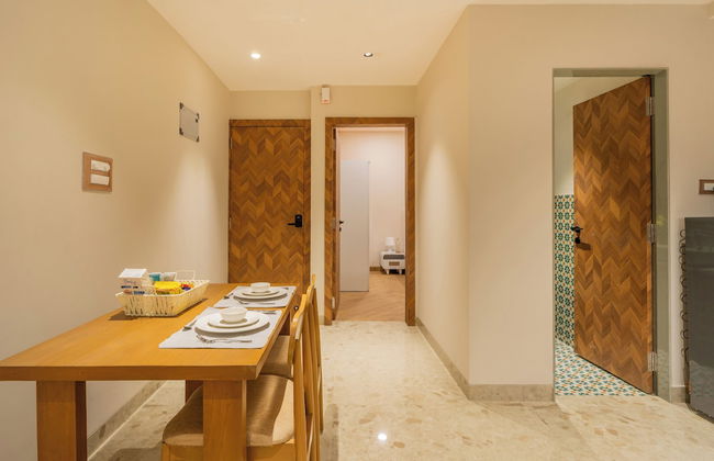 ELIVAAS Kamerios Verano 1 BHK with Pool - Photo 13