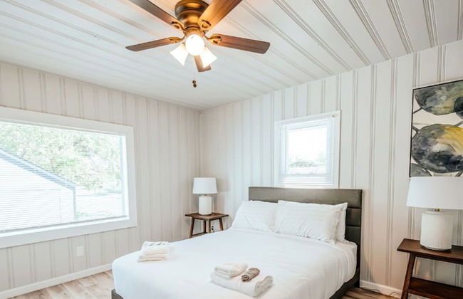 Spacious Cozy 6BR for 14- Lgbtq Friendly 2260 - Photo 16