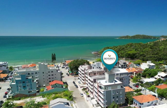 Rent Apartment 3 bedrooms w/ 1 suite - 680 - Photo 1