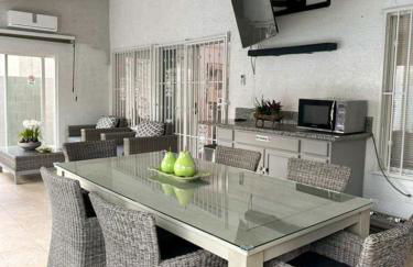 3BR - 3BA w Pool & BBQ -15 Mins to Strip & Airport - Foto 28