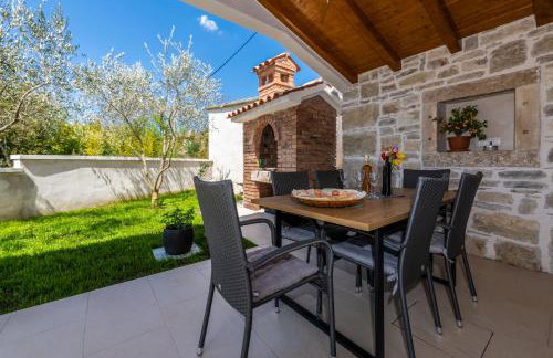 Villa Azi, a cozy mediterranean hideaway, peaceful and fenced - Foto 13